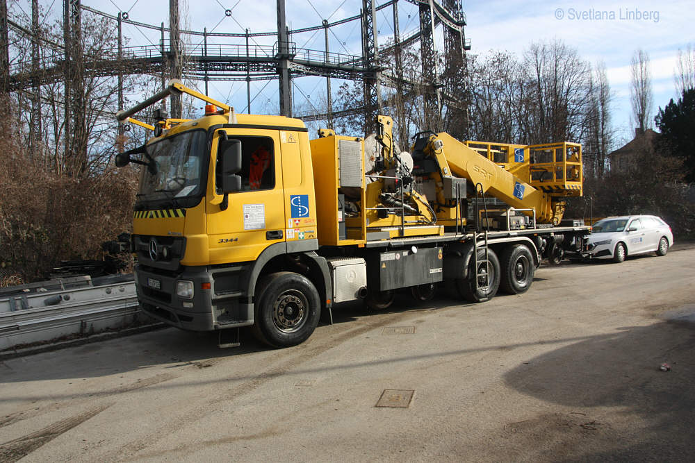 Zweiwege-Lkw, Berlin, 24.02.2025, Foto Svetlana Linberg