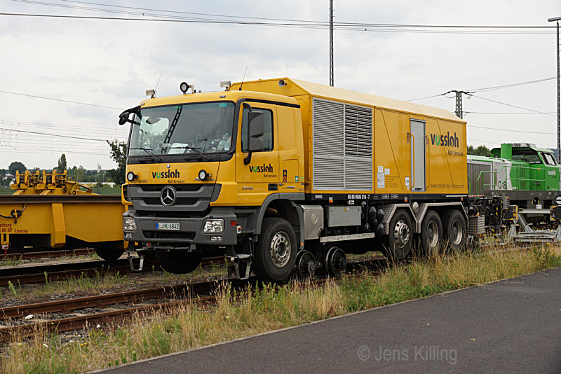 Zweiwege-Lkw, Montabaur, 23.07.2015, Fotograf Jens Killing