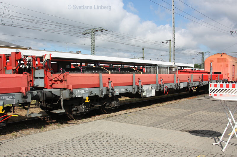 Bild des Kranauslegerschutzwagens 99 80 9 370 069-3, Fotografin Svetlana Linberg