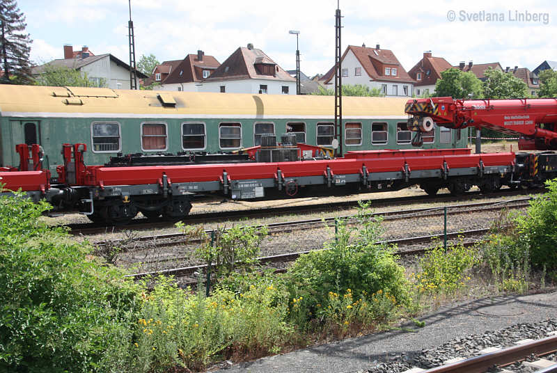 Bild des Kranauslegerschutzwagens 99 80 9 370 074-3, Fotografin Svetlana Linberg